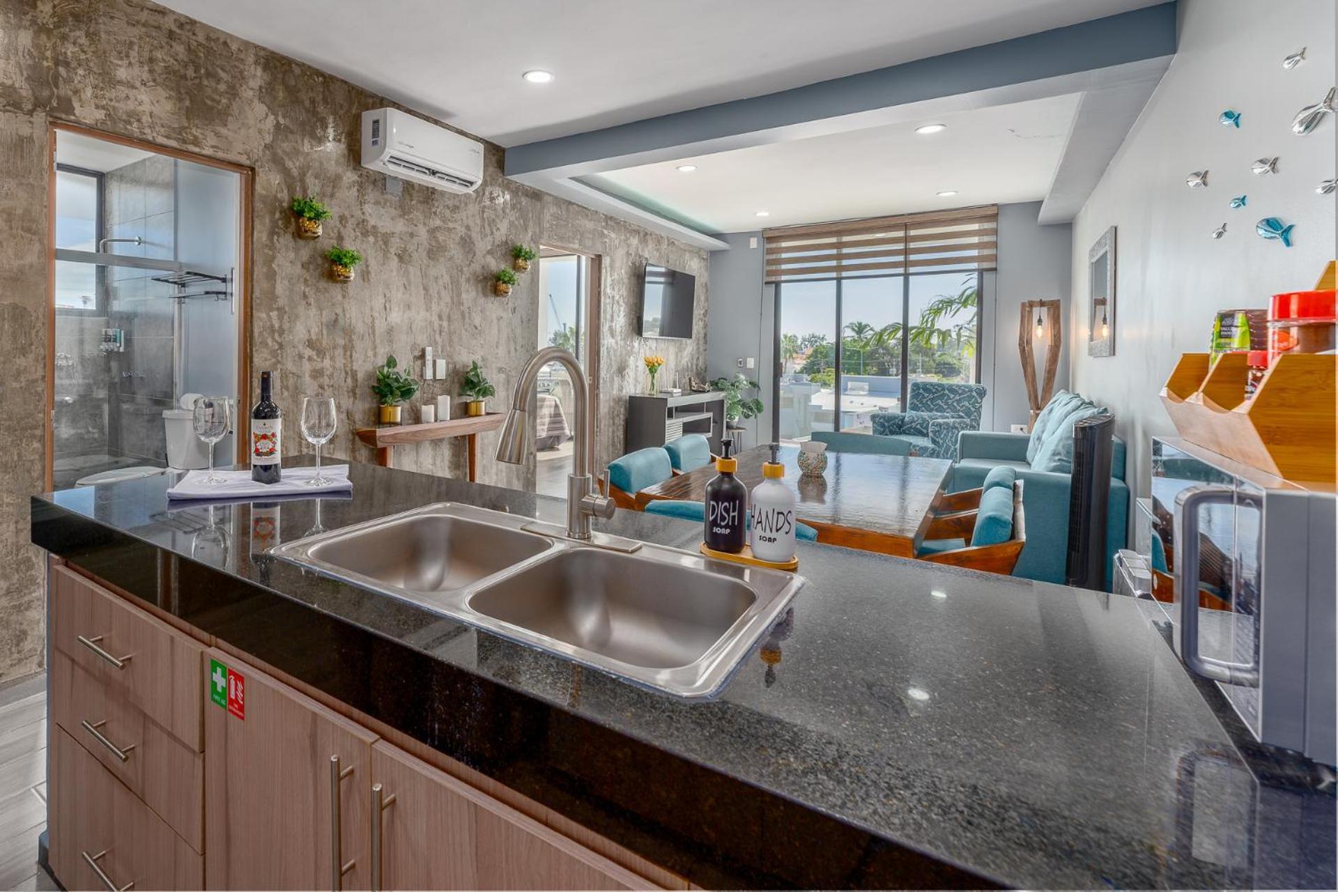 New & Modern, 5 Star Area, Walk 2 Beach, Pool, Views, King Bed Mazatlan Exterior photo