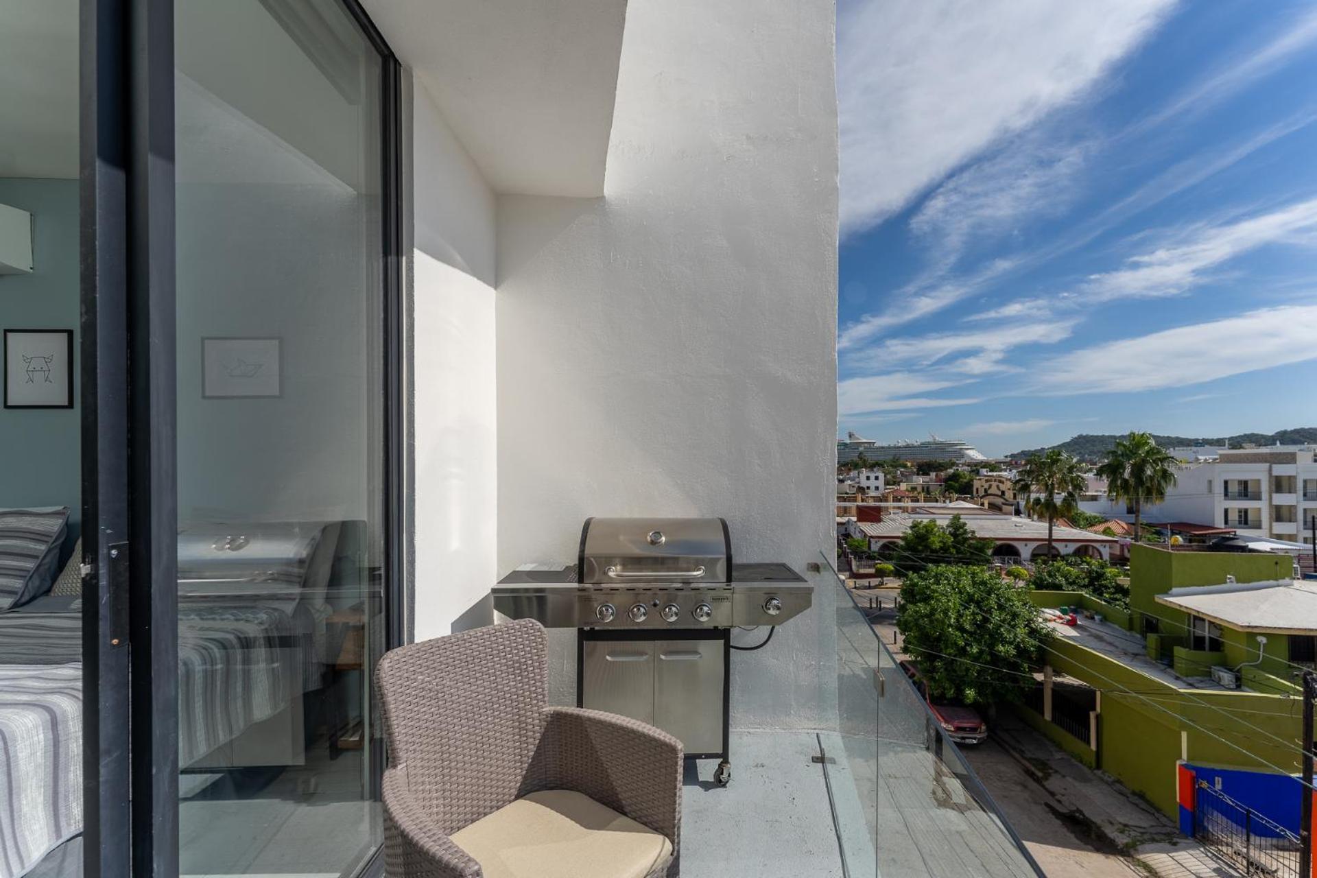 New & Modern, 5 Star Area, Walk 2 Beach, Pool, Views, King Bed Mazatlan Exterior photo